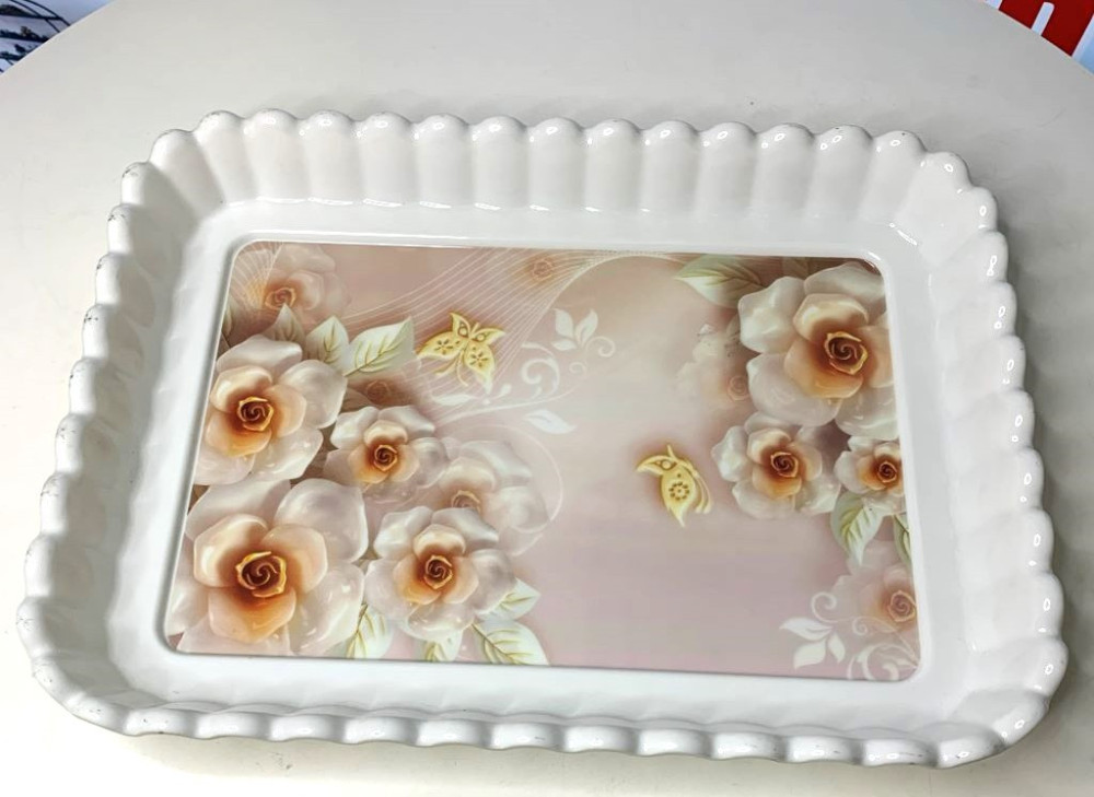 RECTANGULAR PLASTIC TRINKET TRAY