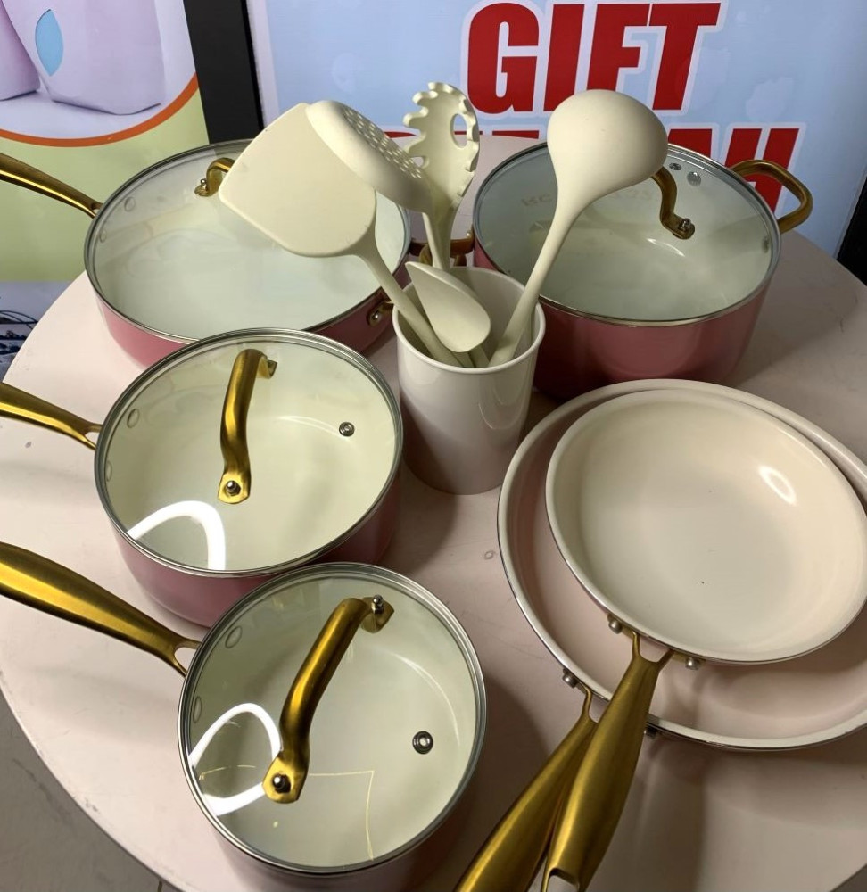 Supreme Aluminum Pot, Fry pan and spoons